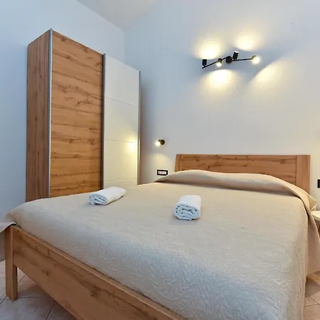 Fuer 4 Personen Ca 60 Qm In Galizana, Istrien Istrische Riviera Apartmán *